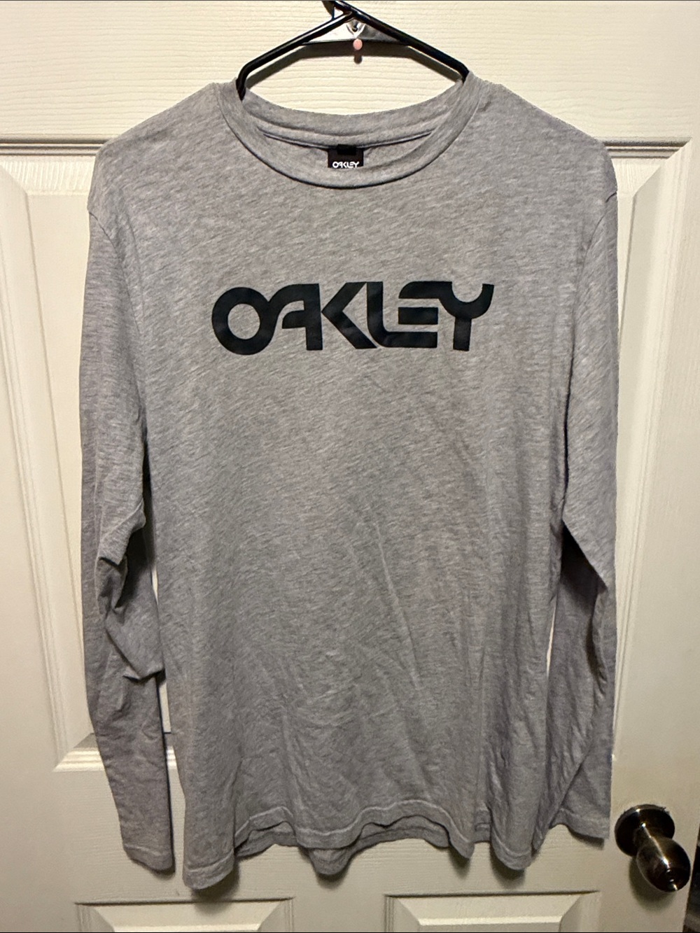 Oakley Men's Long Sleeve Logo Shirt - Gray with Black Logo
